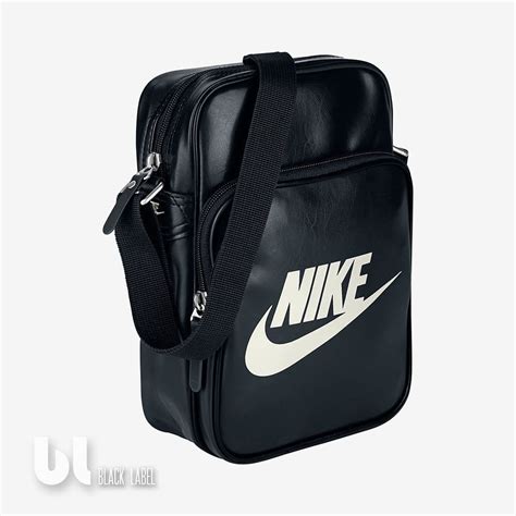 männer sportliche schultertasche nike schwarz